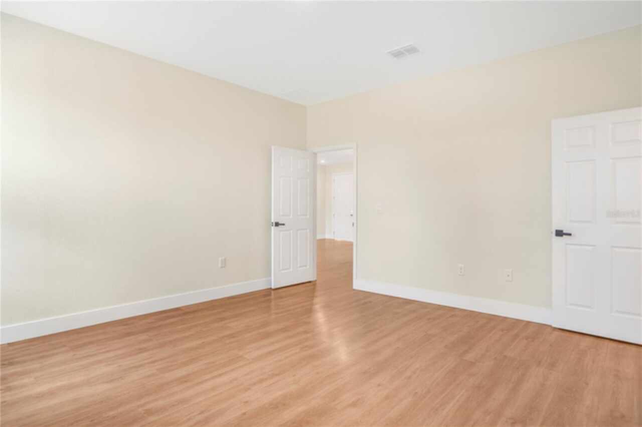 Listing Photo 33