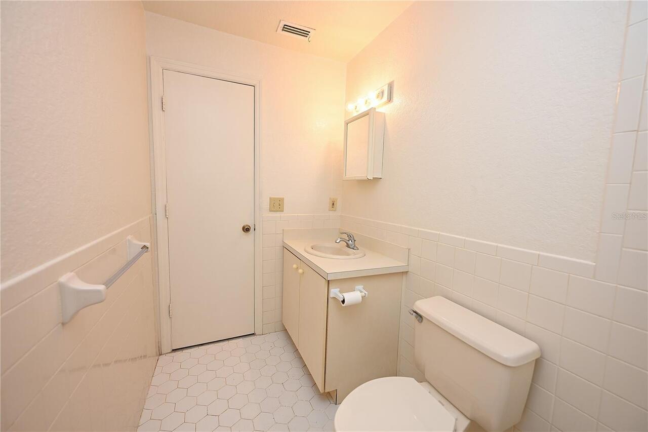 Listing Photo 14