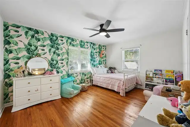 Listing Photo 15