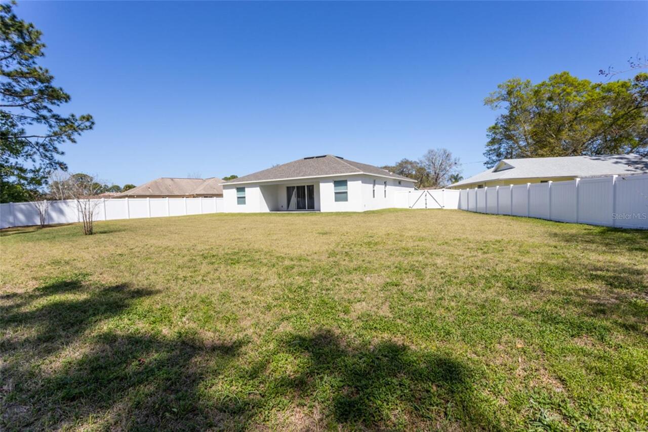 Listing Photo 8
