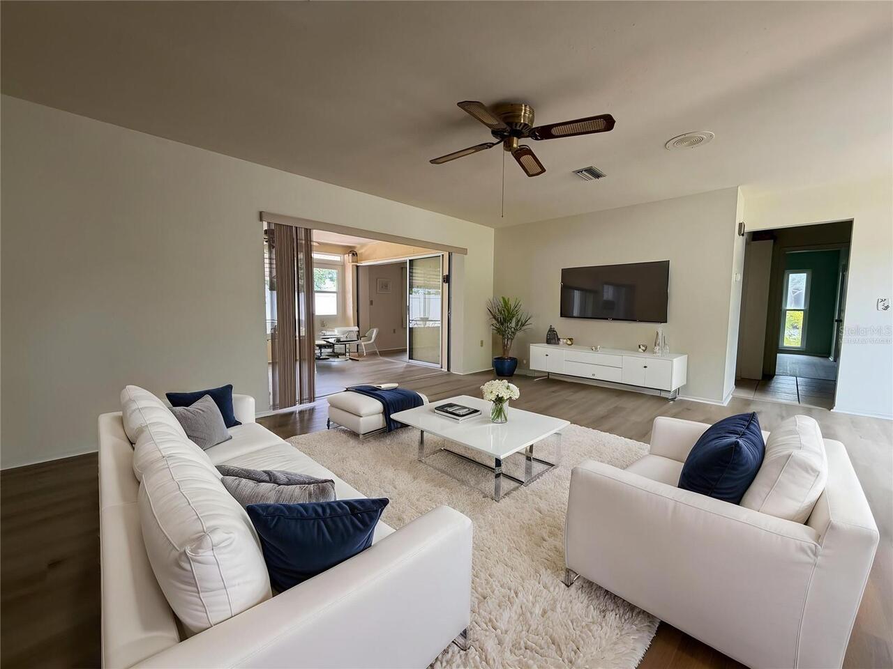 Listing Photo 8