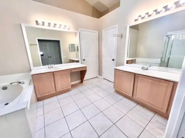 Listing Photo 11