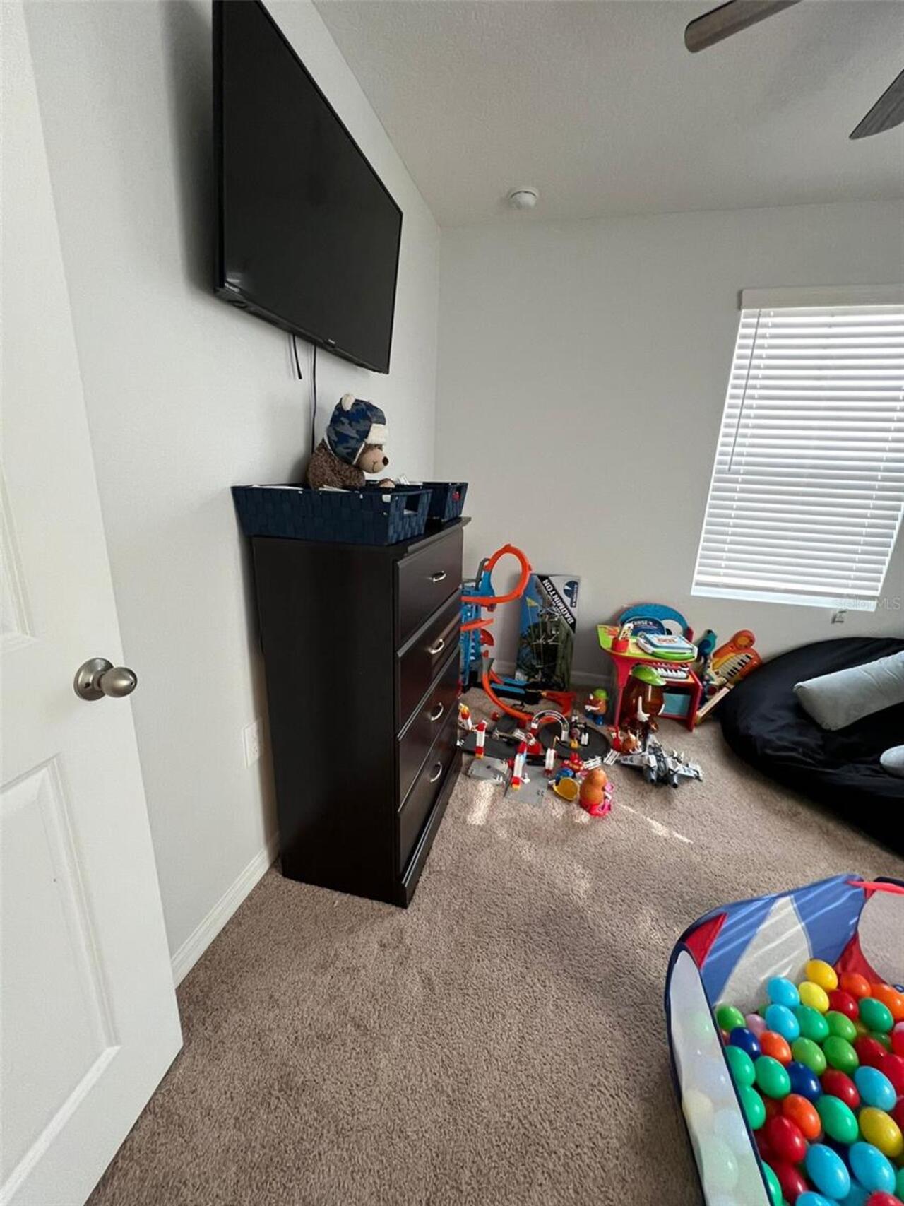 Listing Photo 6