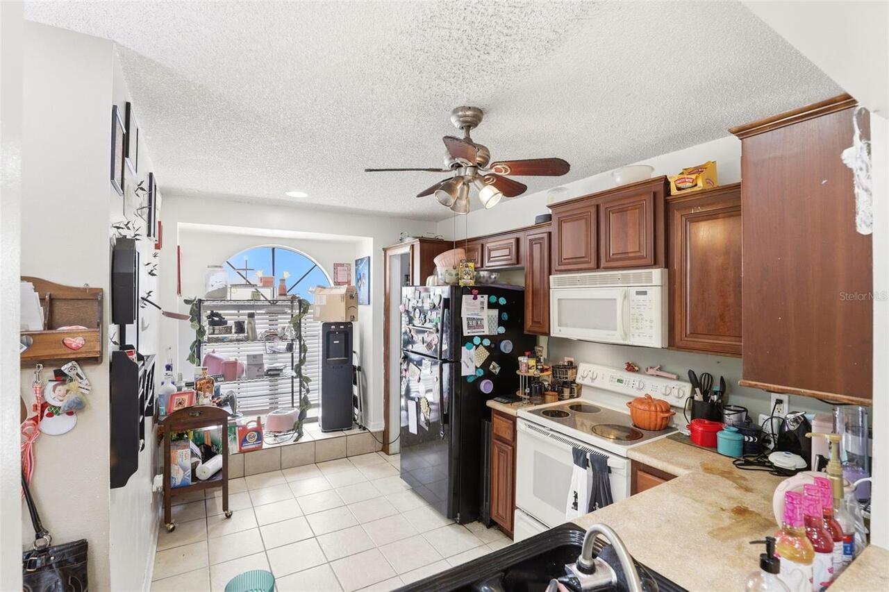 Listing Photo 8