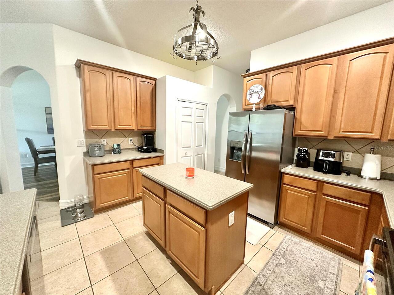 Listing Photo 12