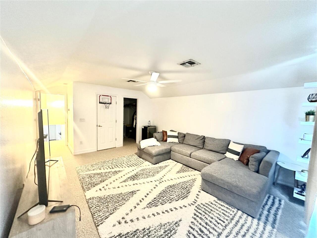 Listing Photo 24