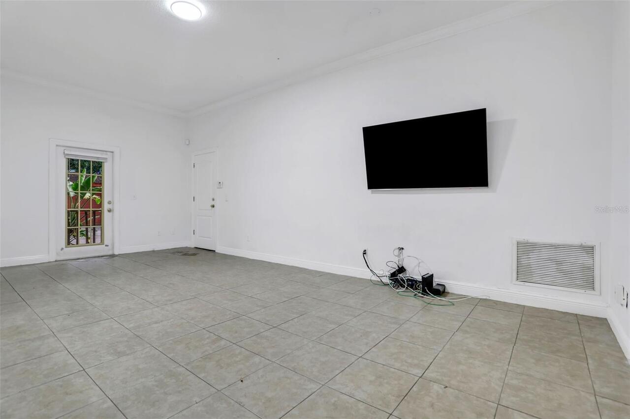 Listing Photo 27