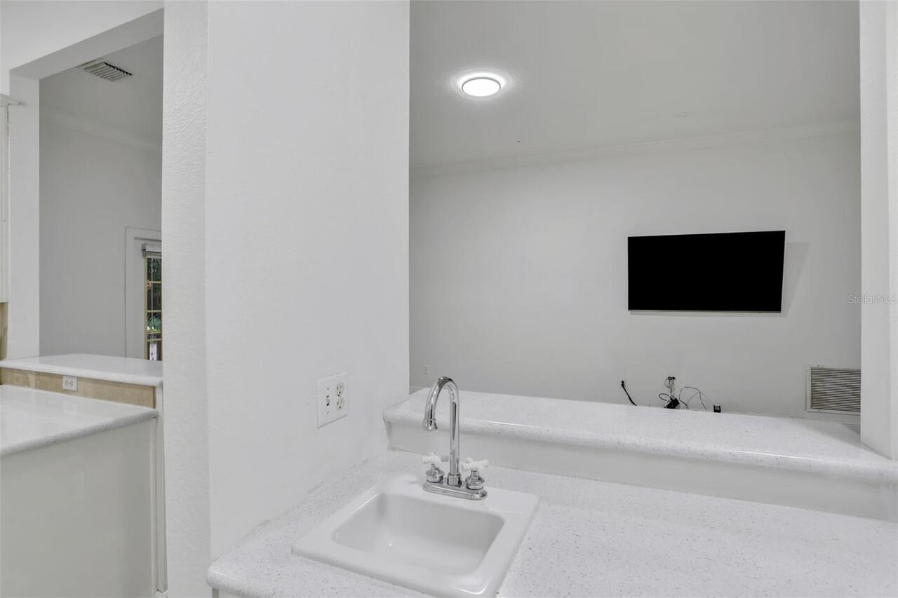 Listing Photo 30