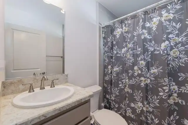 Listing Photo 9