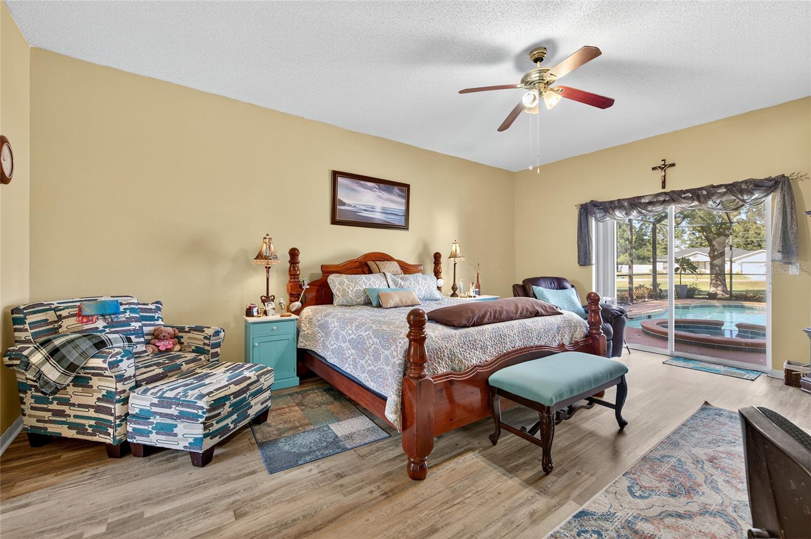 Listing Photo 11