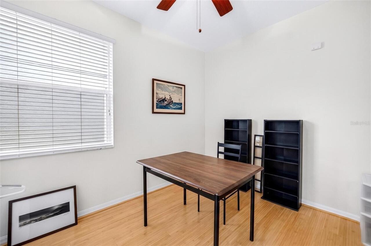 Listing Photo 12