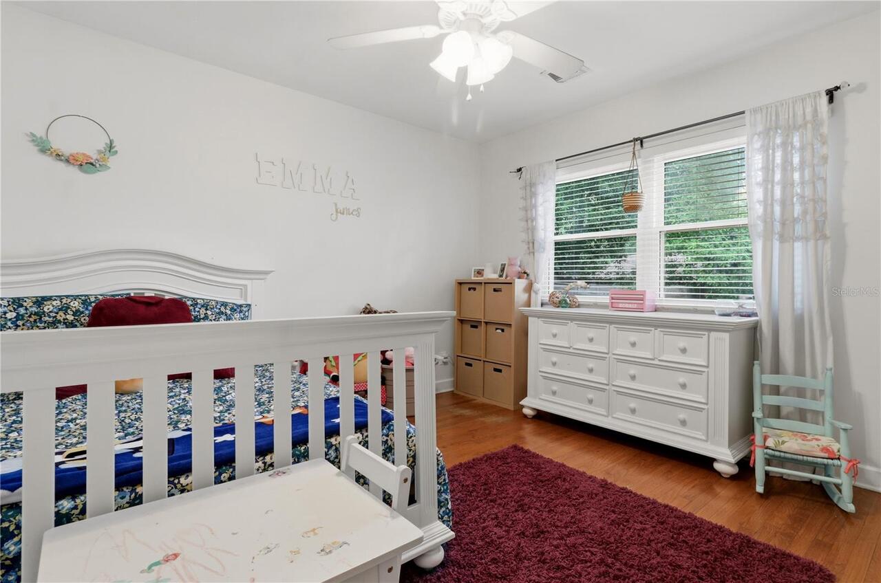 Listing Photo 17