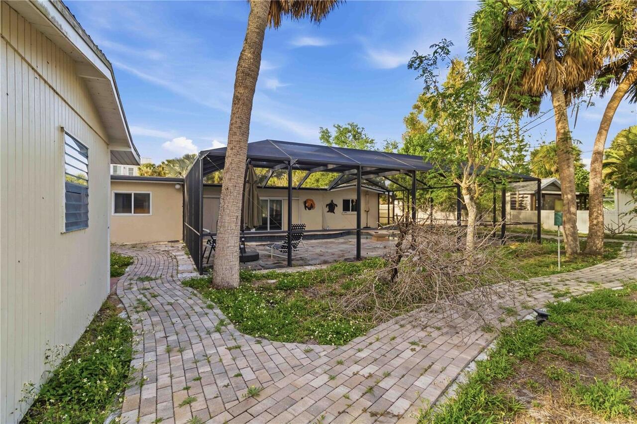 Listing Photo 32