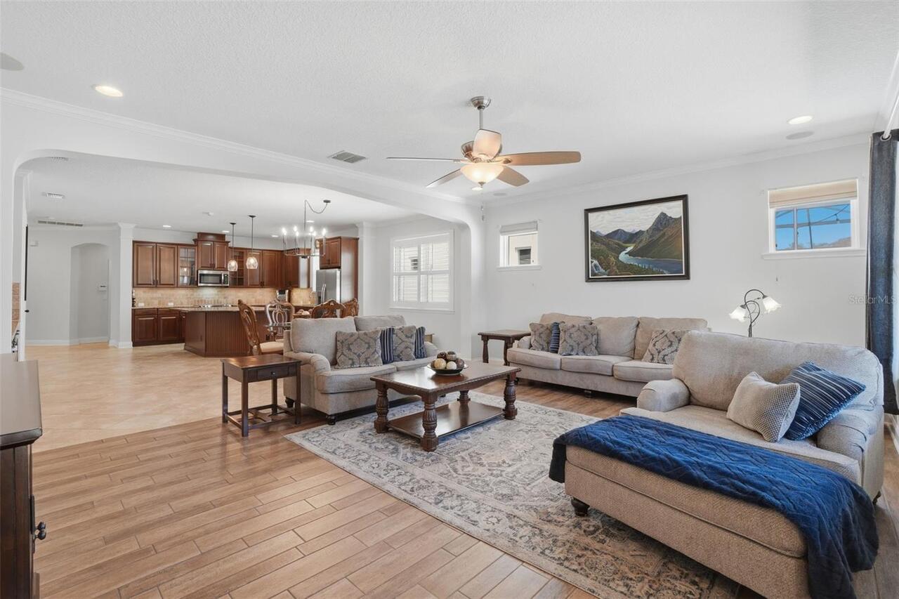 Listing Photo 17