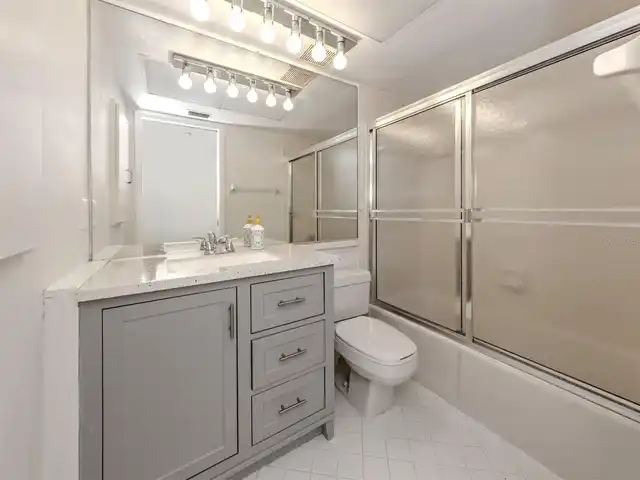 Listing Photo 20