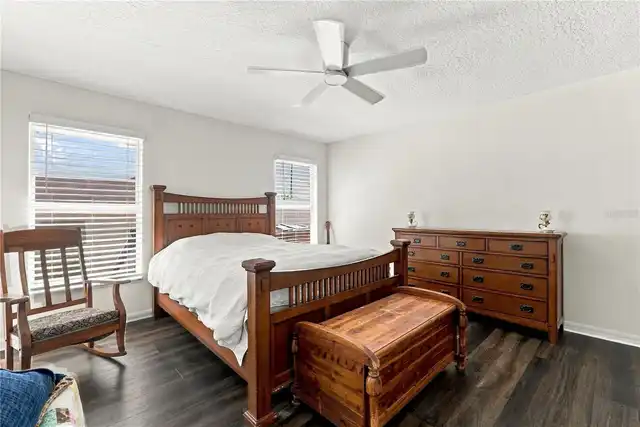 Listing Photo 23