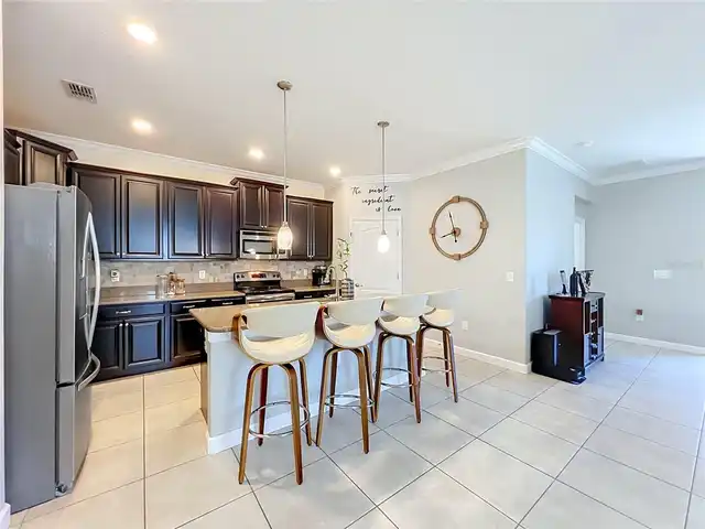 Listing Photo 14
