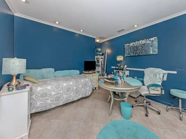 Listing Photo 28