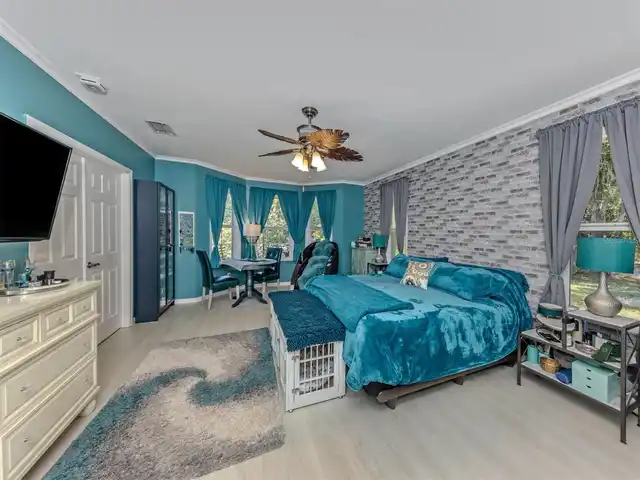 Listing Photo 29