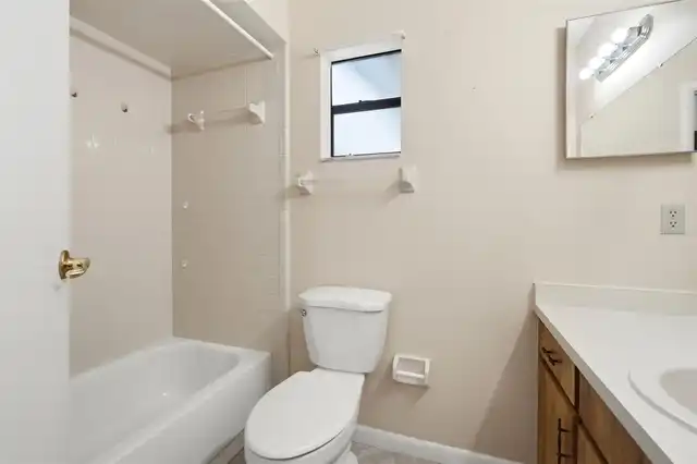 Listing Photo 24