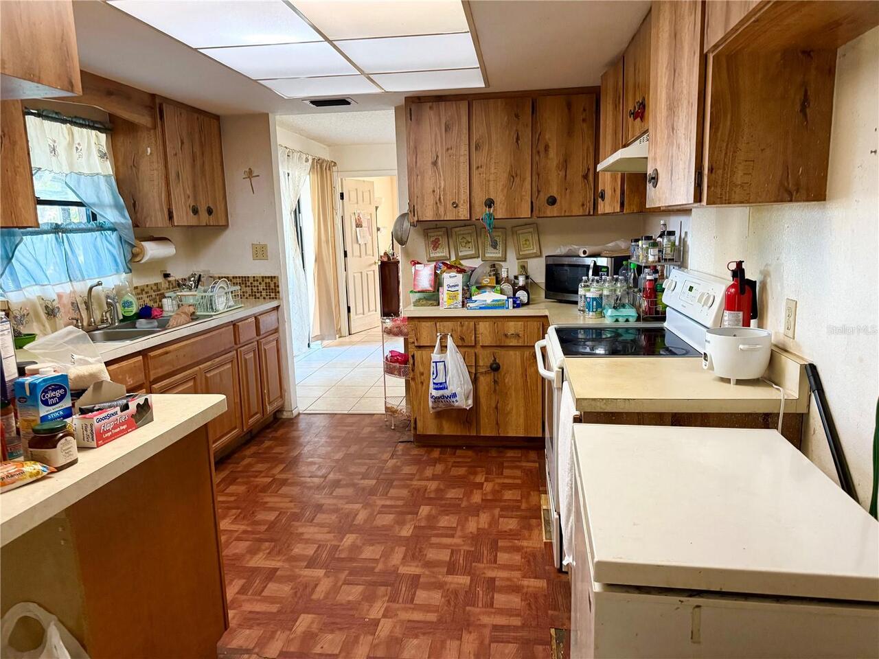 Listing Photo 11