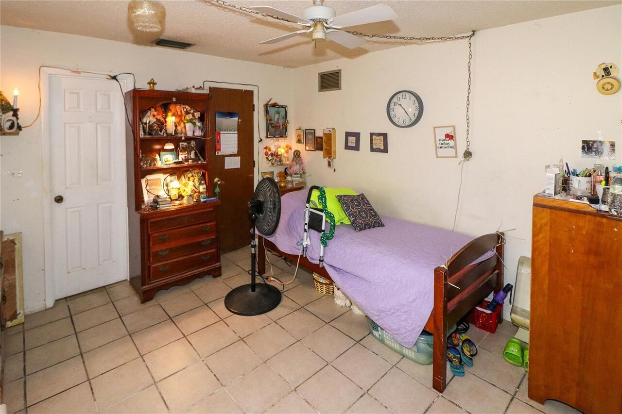Listing Photo 14