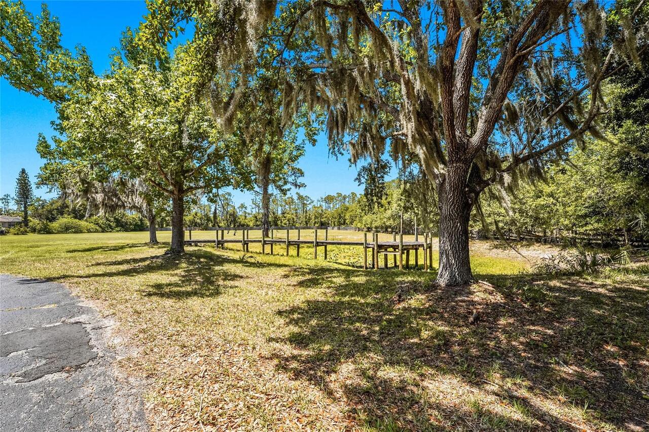 Listing Photo 34