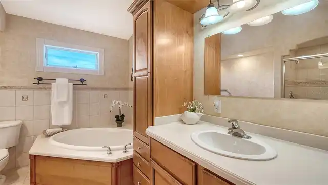 Listing Photo 23