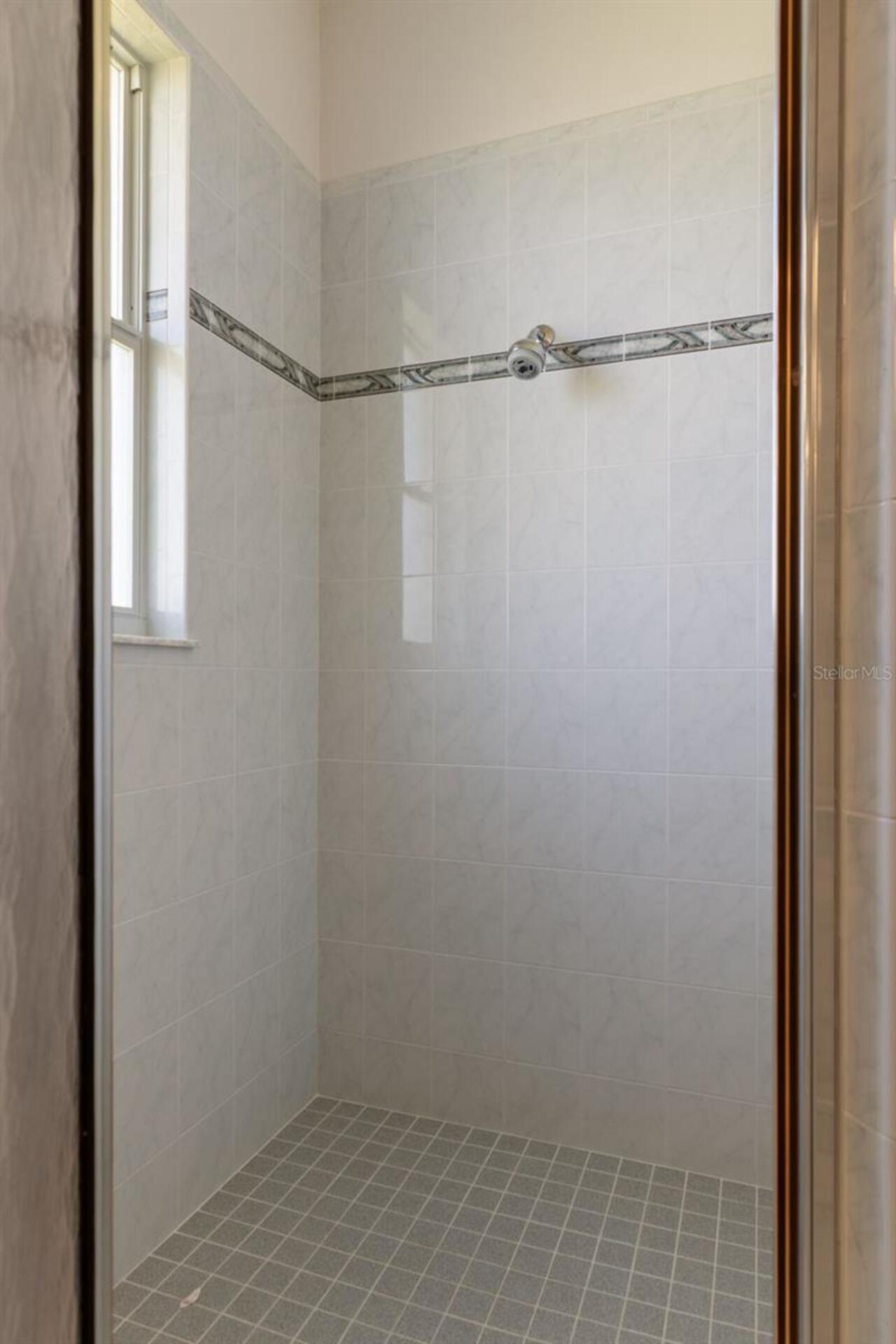 Listing Photo 33