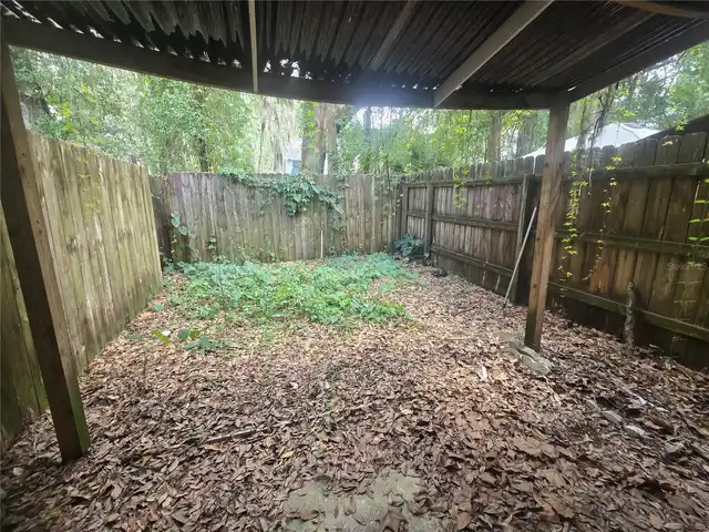 Listing Photo 12