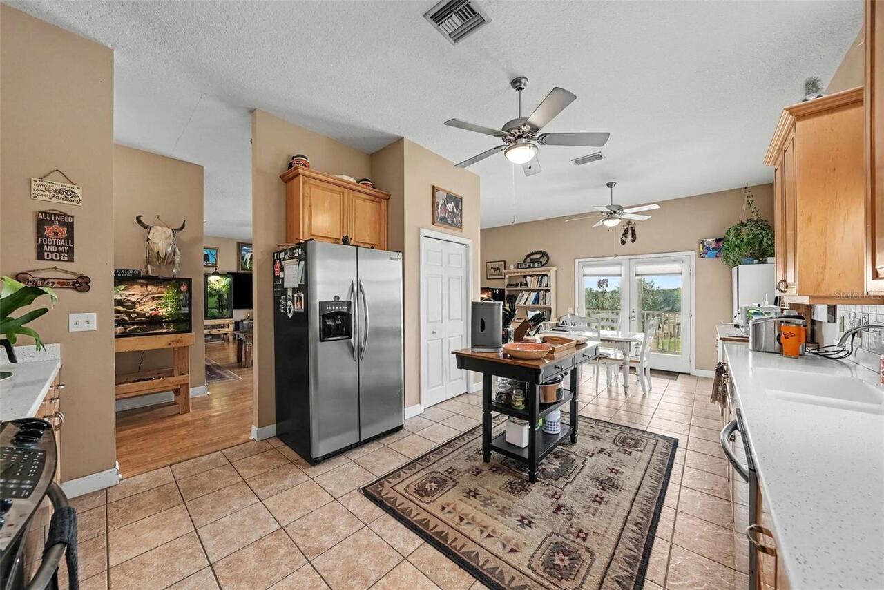 Listing Photo 15