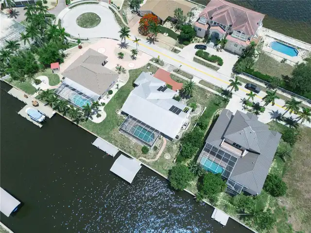 Listing Photo 9