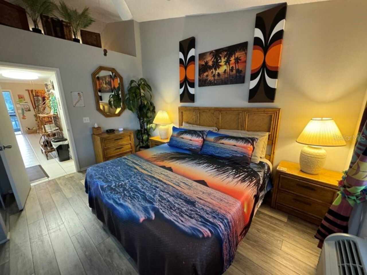 Listing Photo 9