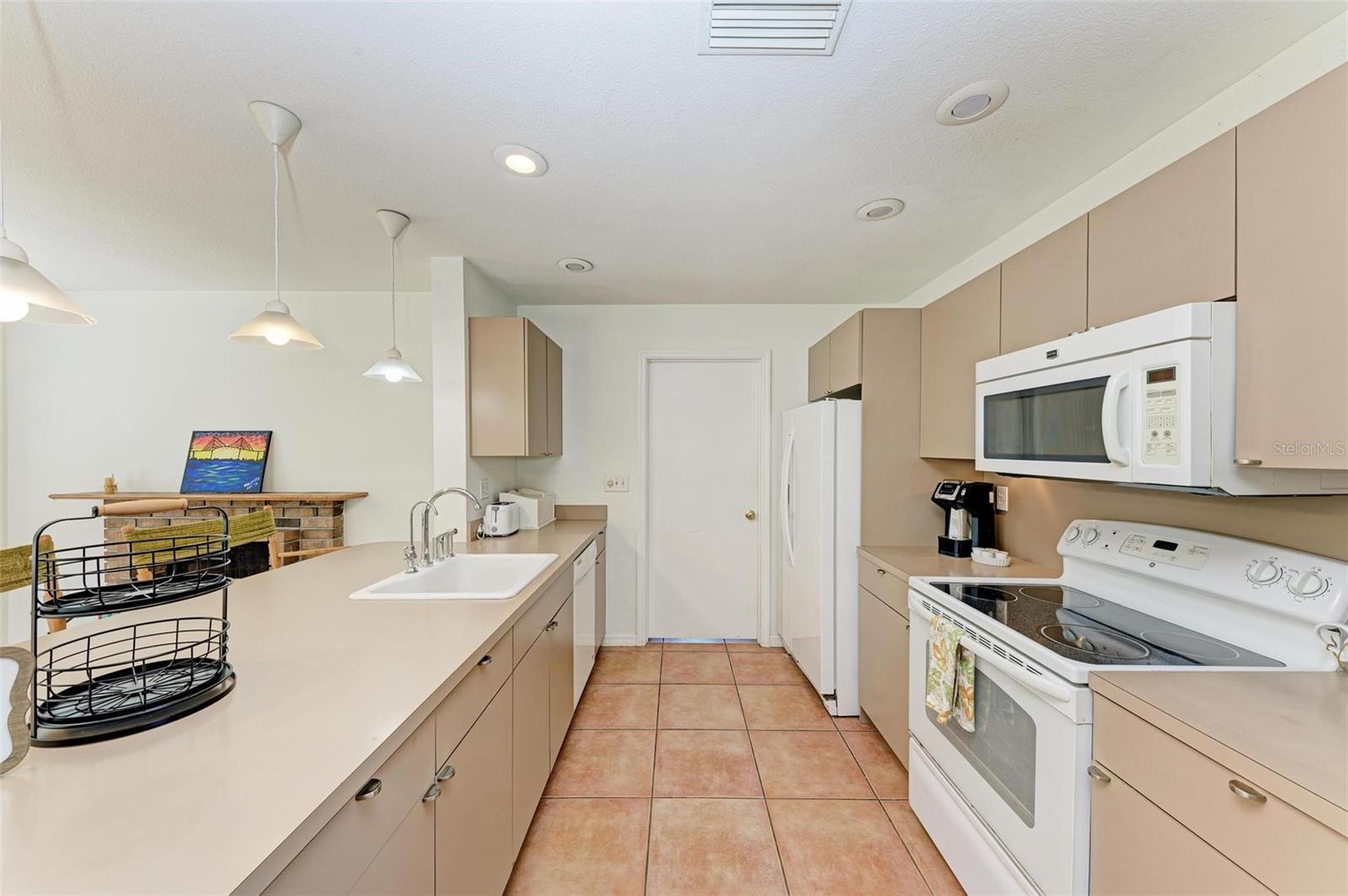 Listing Photo 23