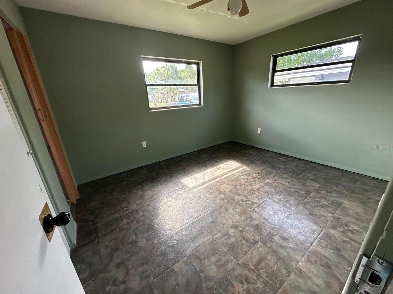 Listing Photo 14