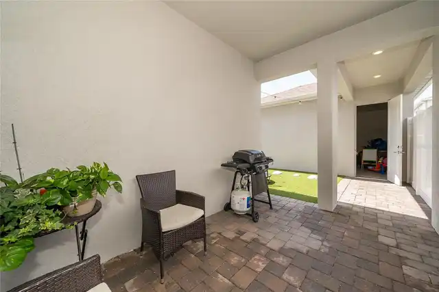 Listing Photo 23