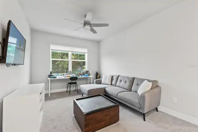 Listing Photo 25