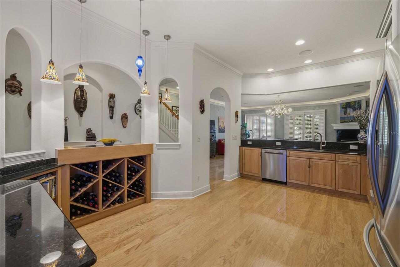 Listing Photo 14