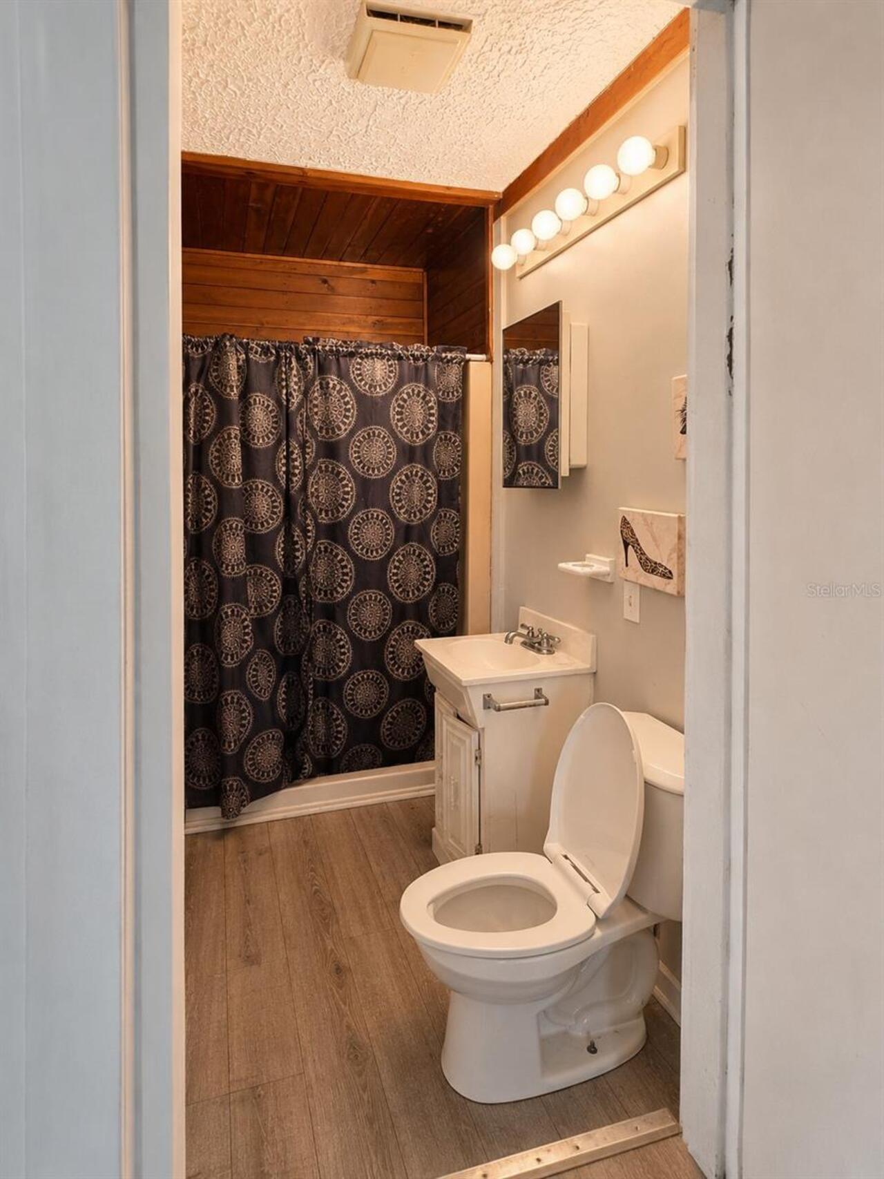 Listing Photo 19