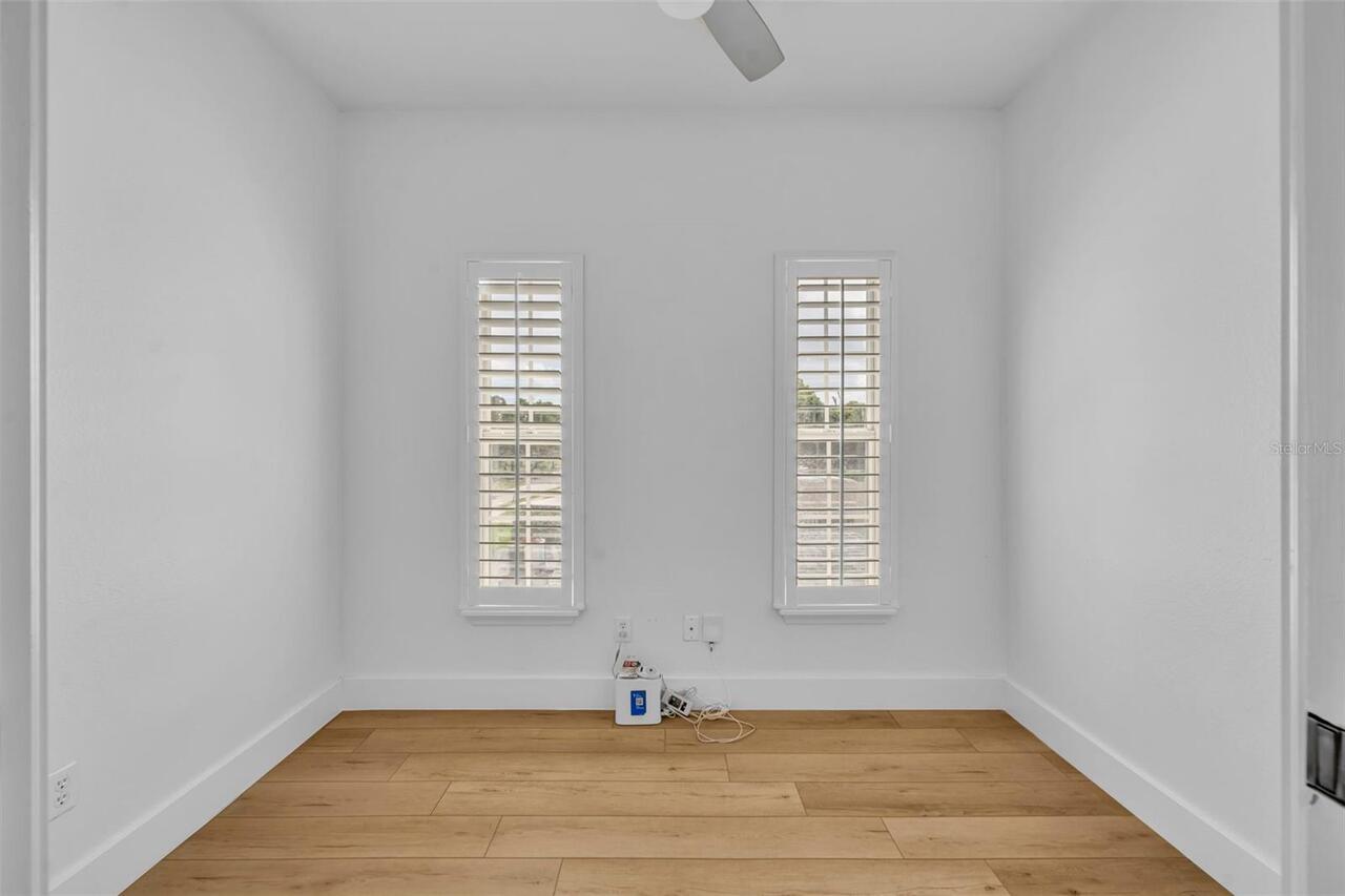 Listing Photo 28