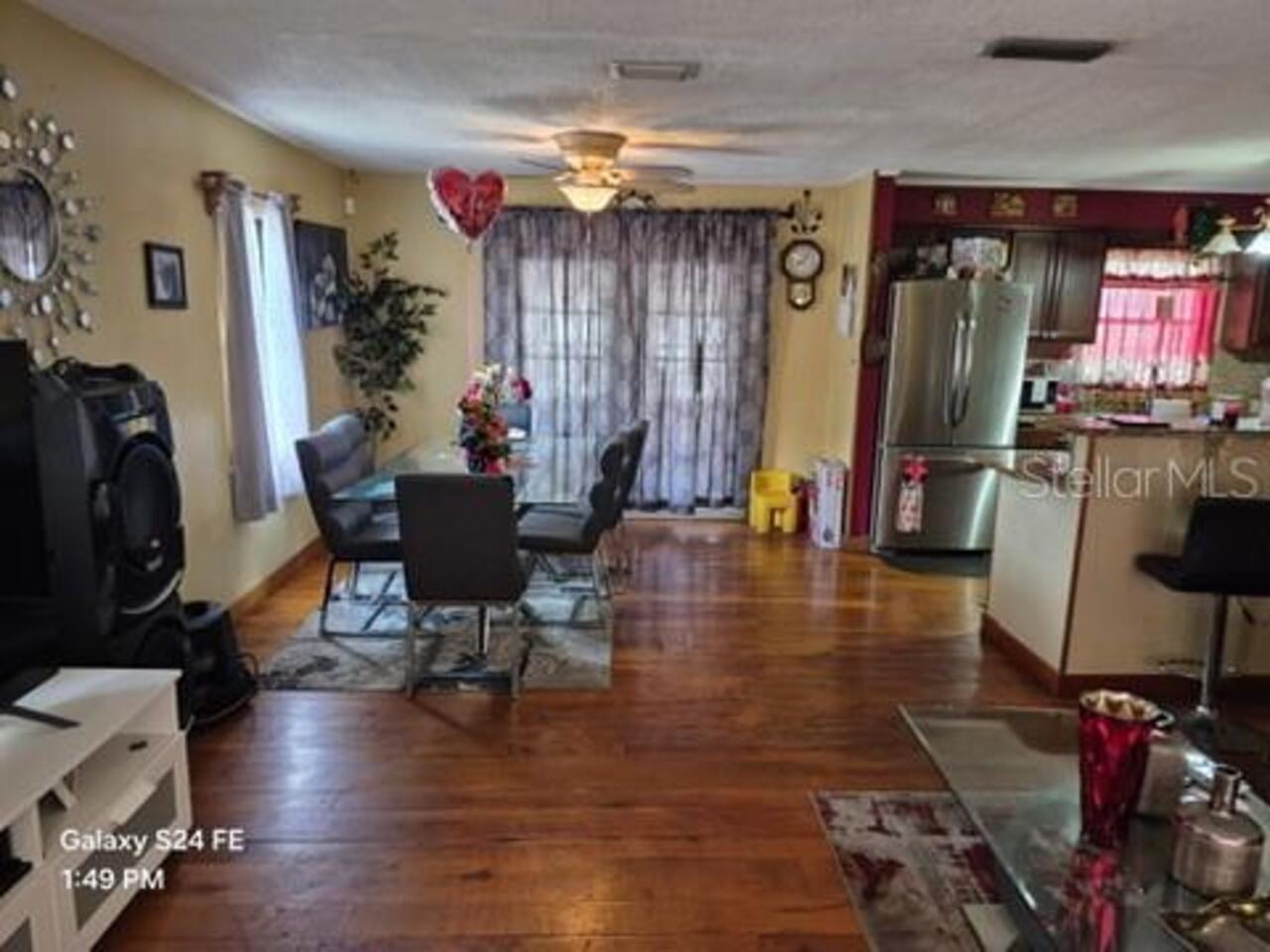 Listing Photo 10