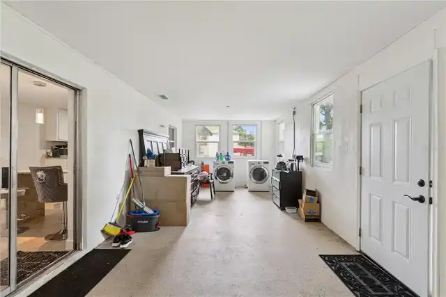 Listing Photo 23