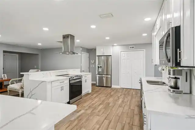 Listing Photo 18
