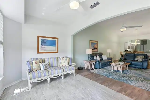 Listing Photo 21