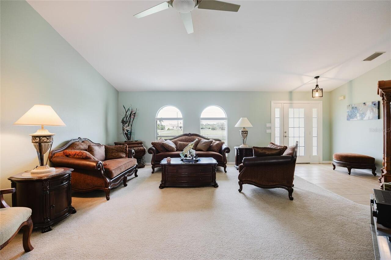 Listing Photo 9