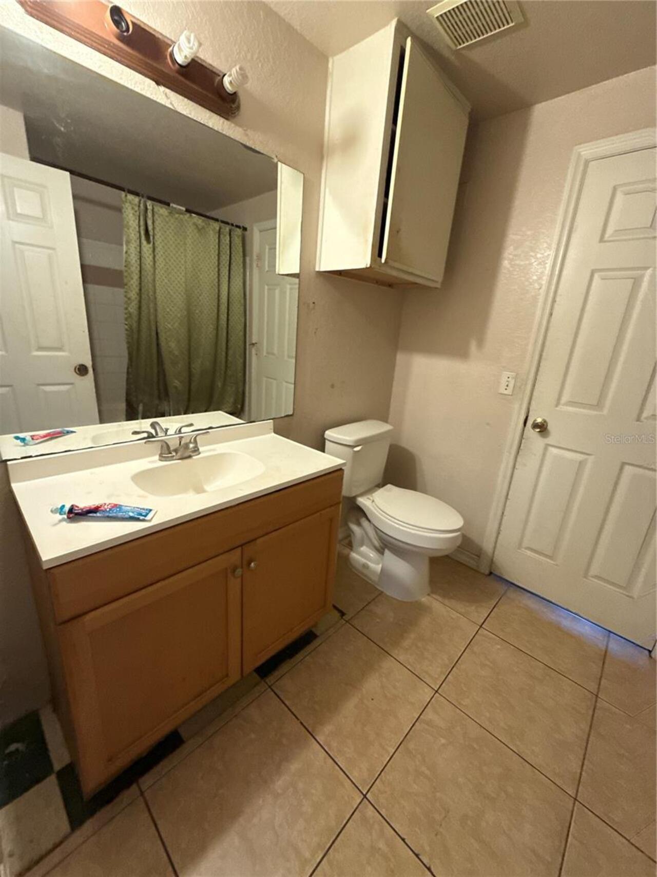 Listing Photo 9