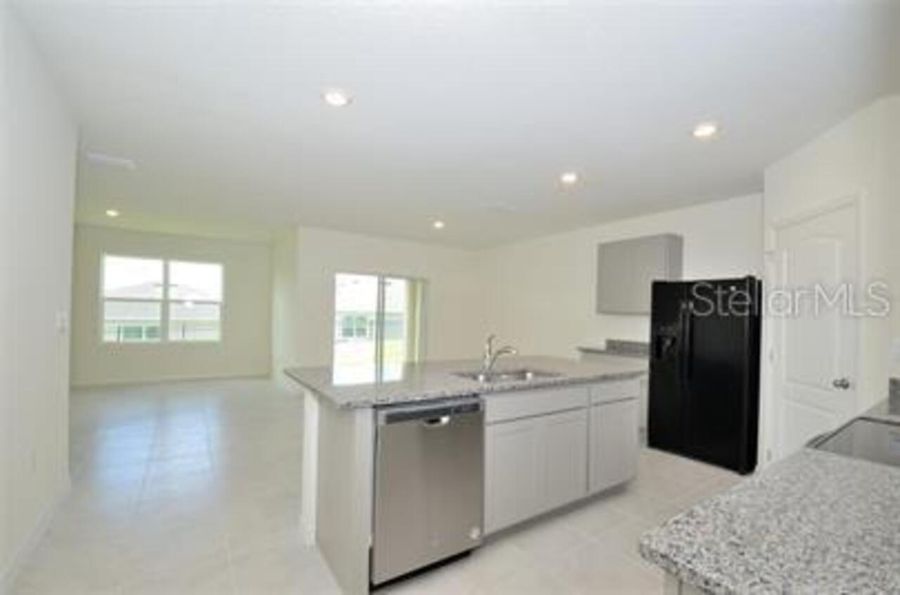 Listing Photo 6