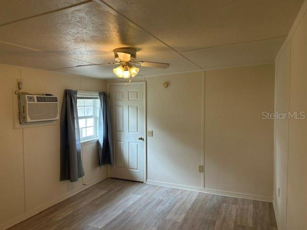 Listing Photo 7