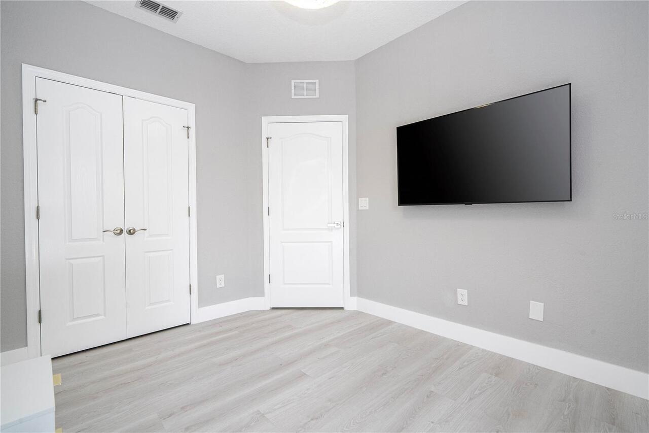 Listing Photo 73