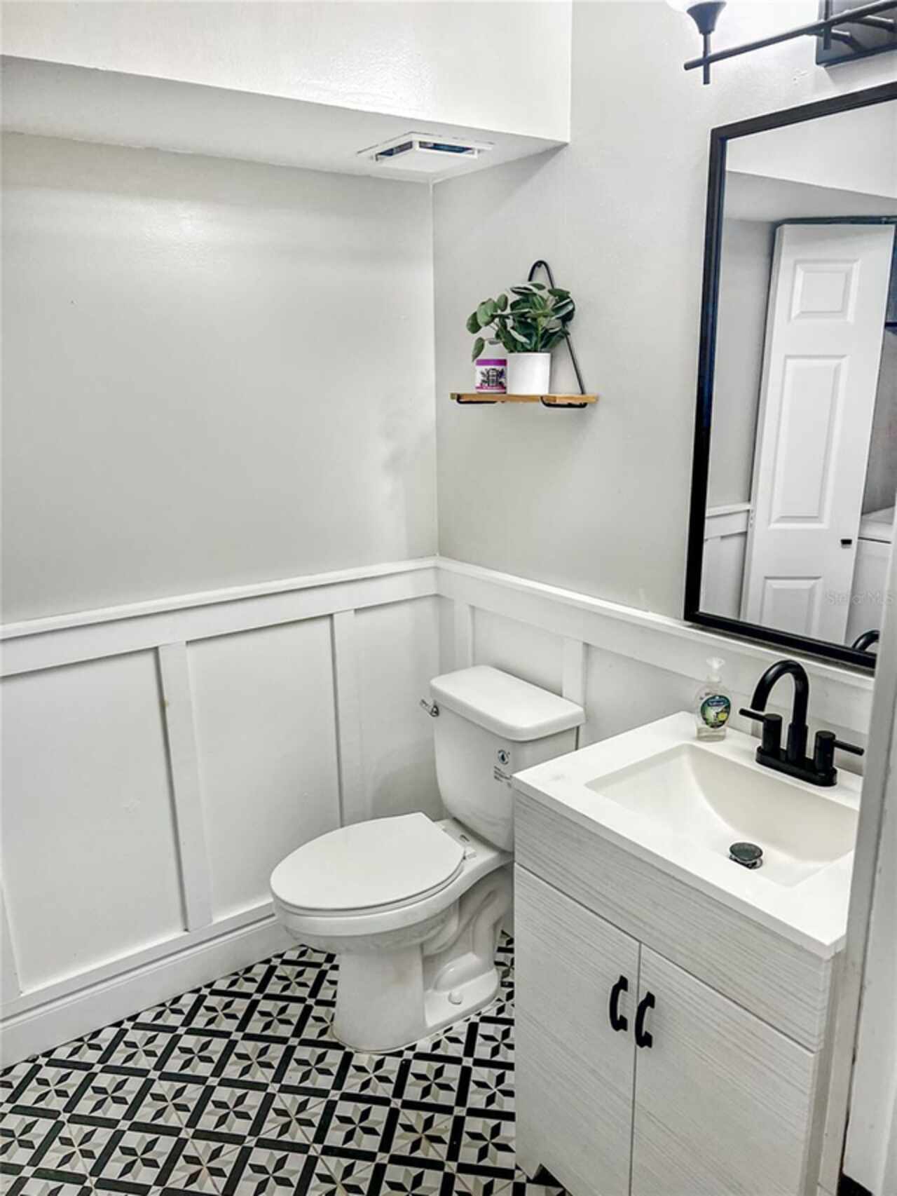Listing Photo 19
